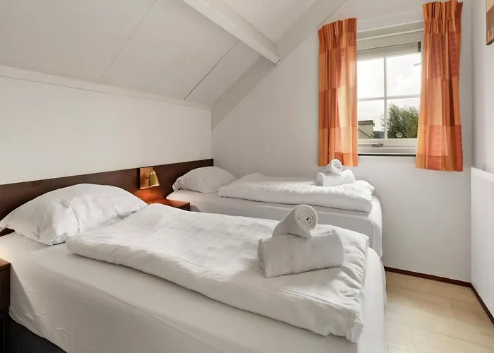 By Water With Sauna In South Holland Сasa de vacaciones *