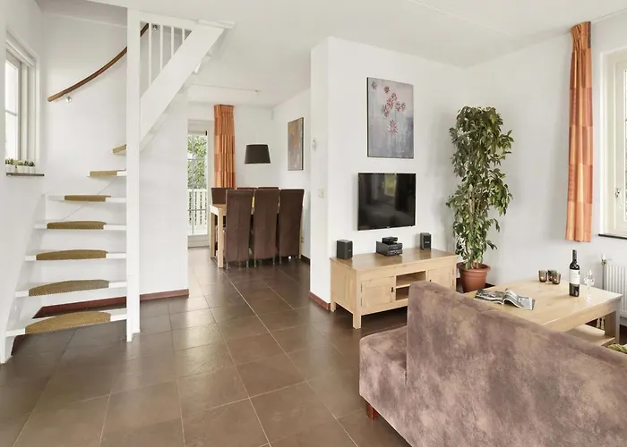 Casa vacanze By Water With Sauna In South Holland Simonshaven